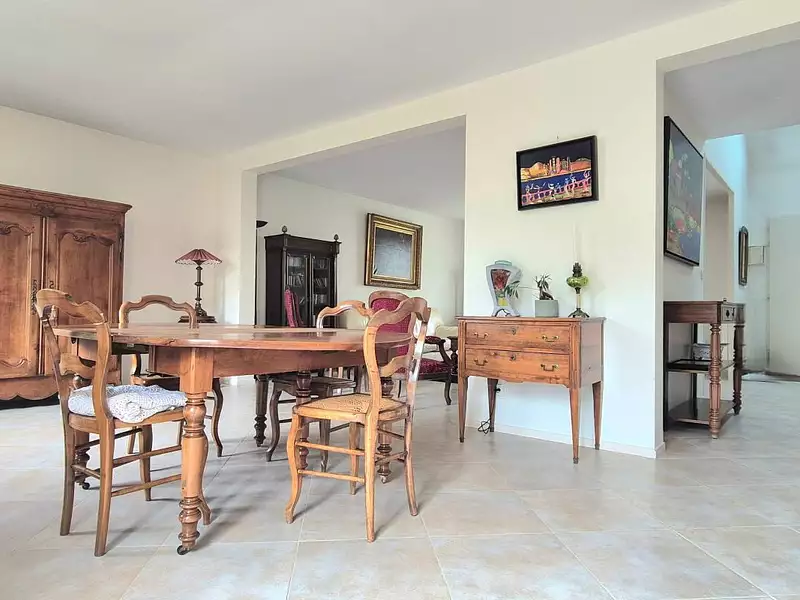 Maison, 163 m²