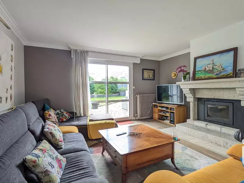 Maison, 214 m²