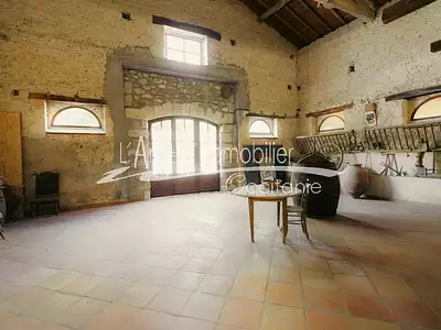 Maison, 250 m²