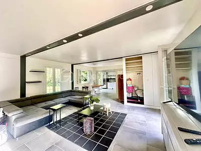 Maison, 146 m²