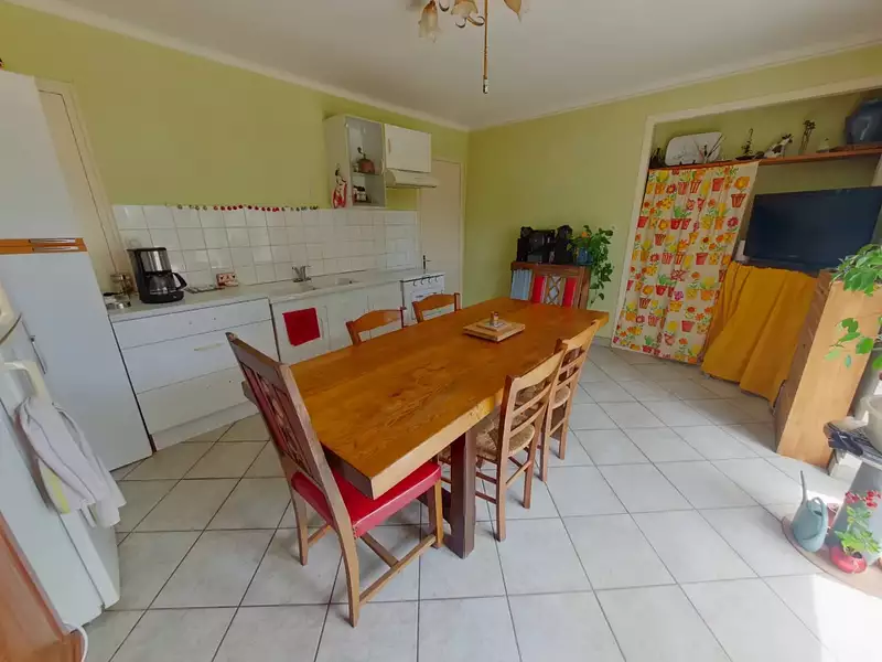 Maison, 275 m²