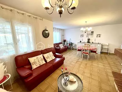 Maison, 98 m²