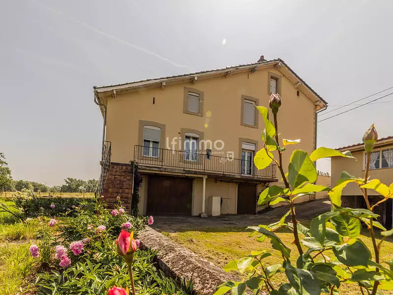 Maison, 268 m²