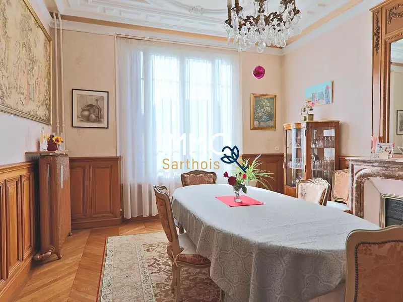 Maison, 206 m²