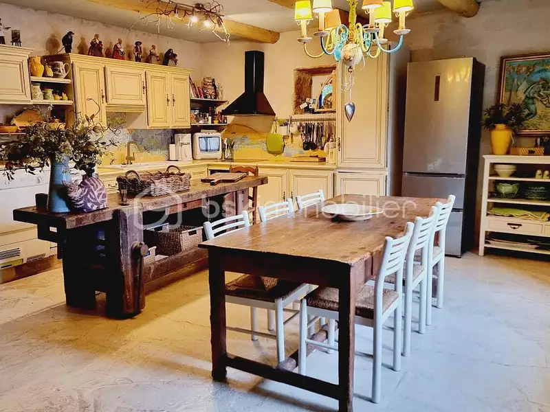 Maison, 190 m²