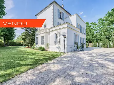 Maison, 355 m²