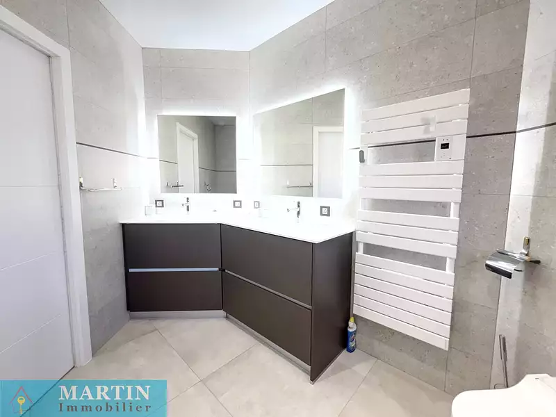 Maison, 137 m²