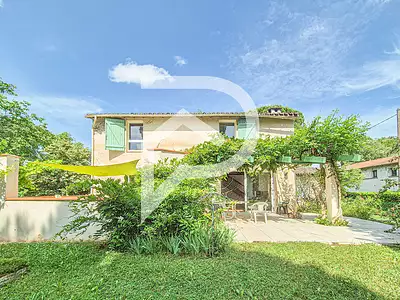 Maison, 220 m²