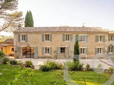 Maison, 250 m²