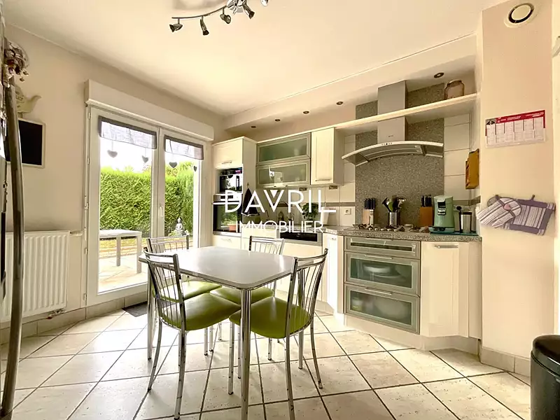 Maison, 165,12 m²