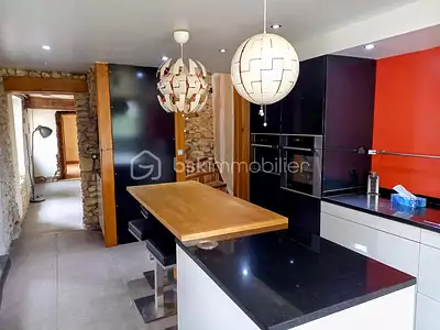 Maison, 274 m²