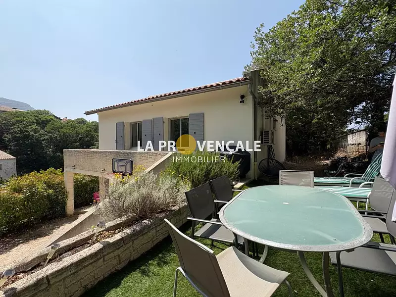 Maison, 92 m²