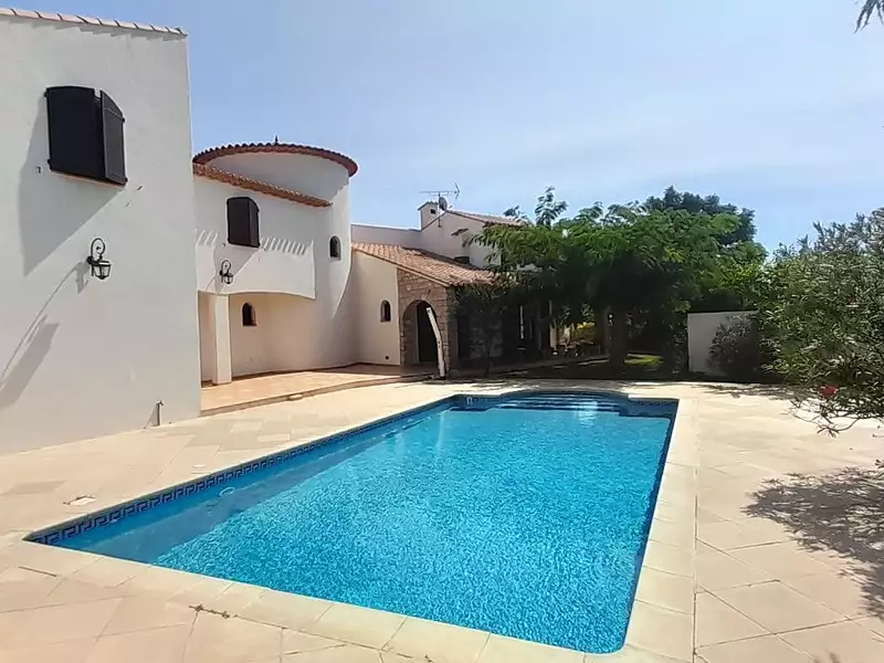 Maison, 190 m²