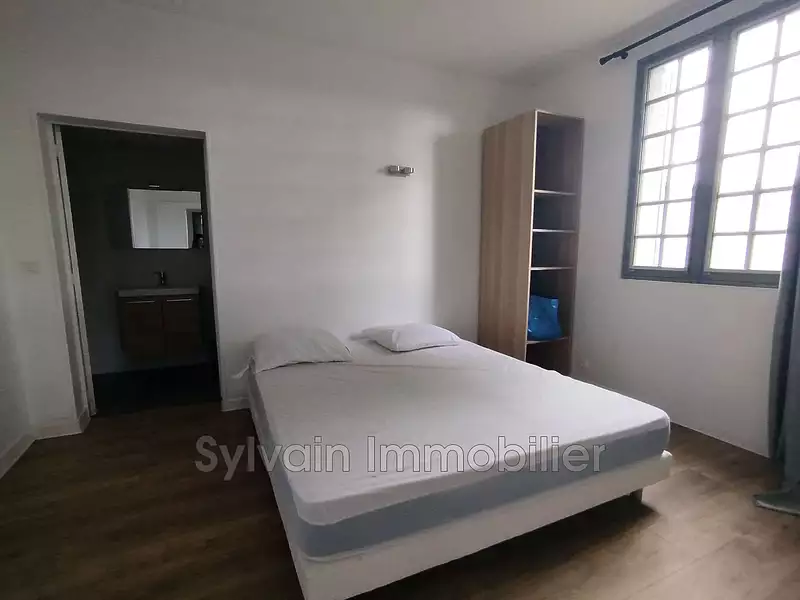 Maison, 220 m²