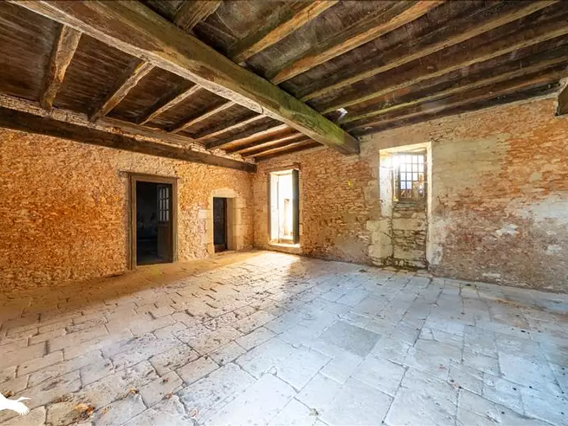 Maison, 600 m²