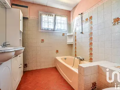Maison, 121 m²