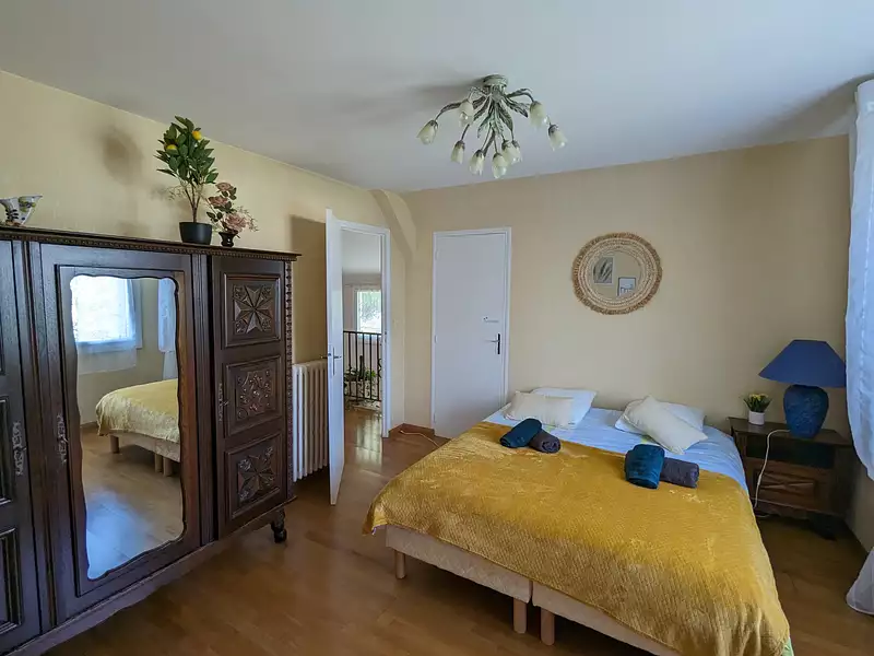Maison, 166 m²