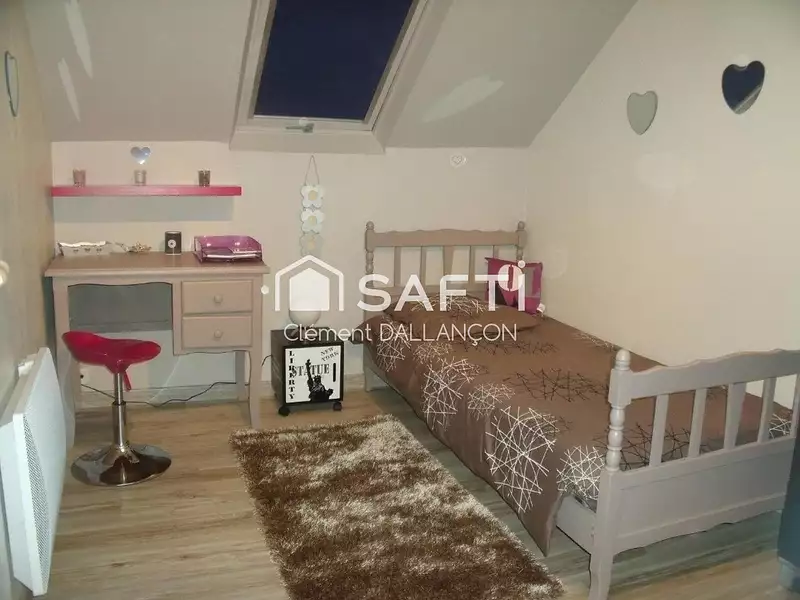 Maison, 210 m²