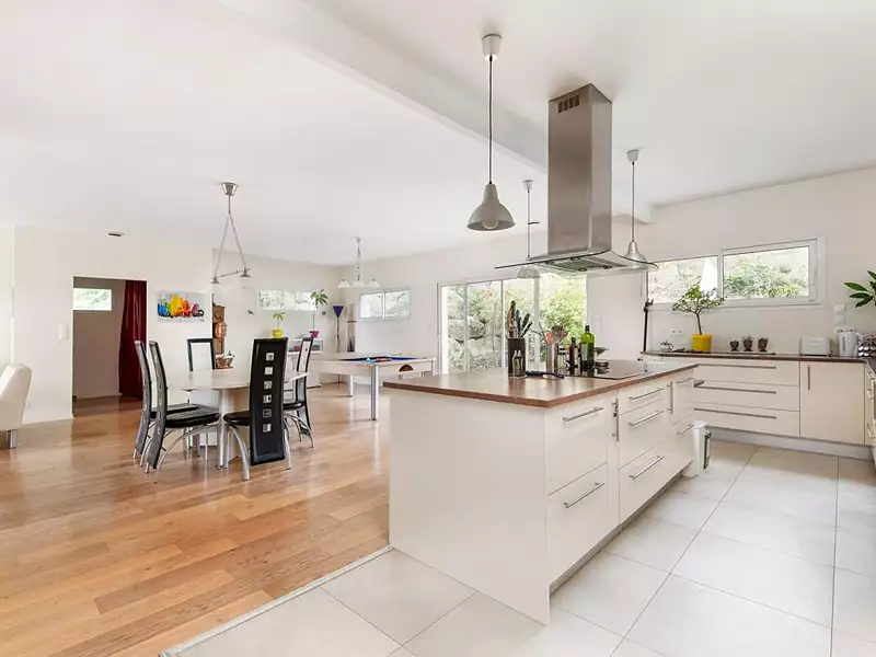 Maison, 185 m²