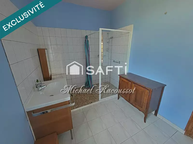 Maison, 168 m²
