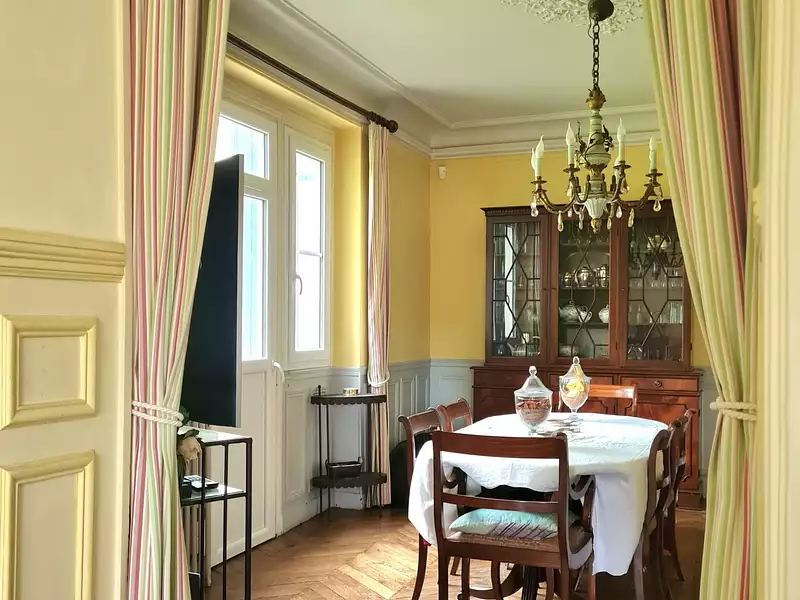 Maison, 283 m²