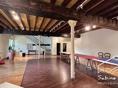 Maison, 750 m²