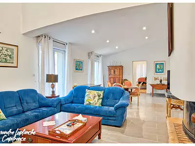 Maison, 242 m²