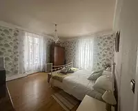 Maison, 190 m²
