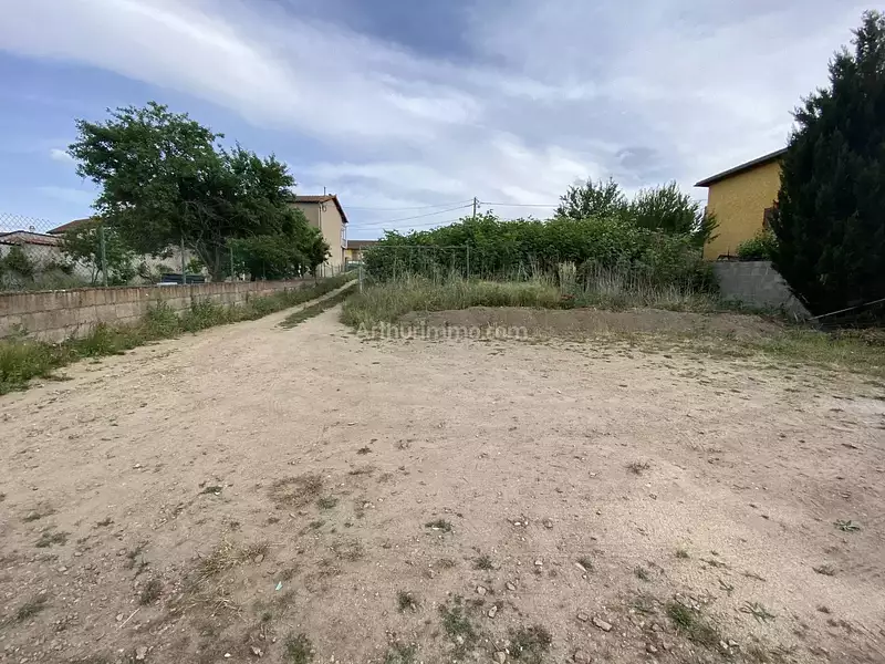 Terrain, 780 m²