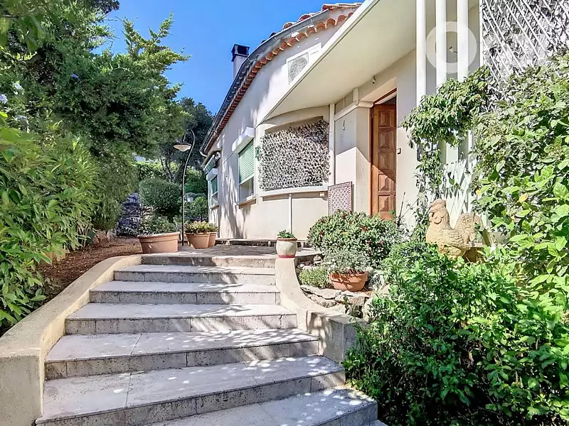 Maison, 201 m²
