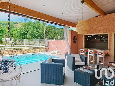 Maison, 143 m²