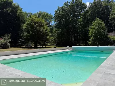 Maison, 349 m²