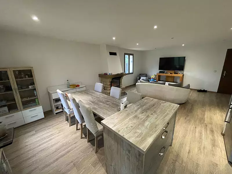 Maison, 98 m²