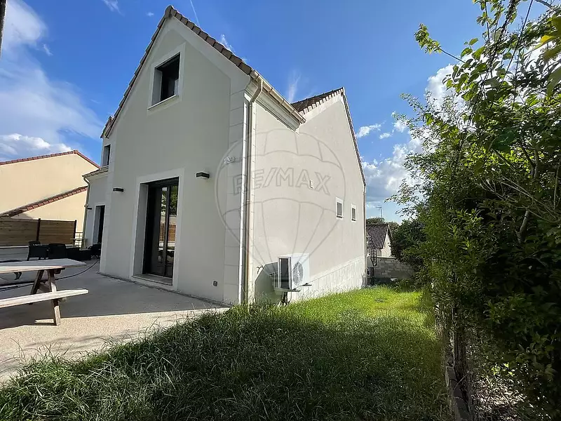 Maison, 167 m²