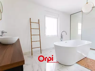 Maison, 147 m²