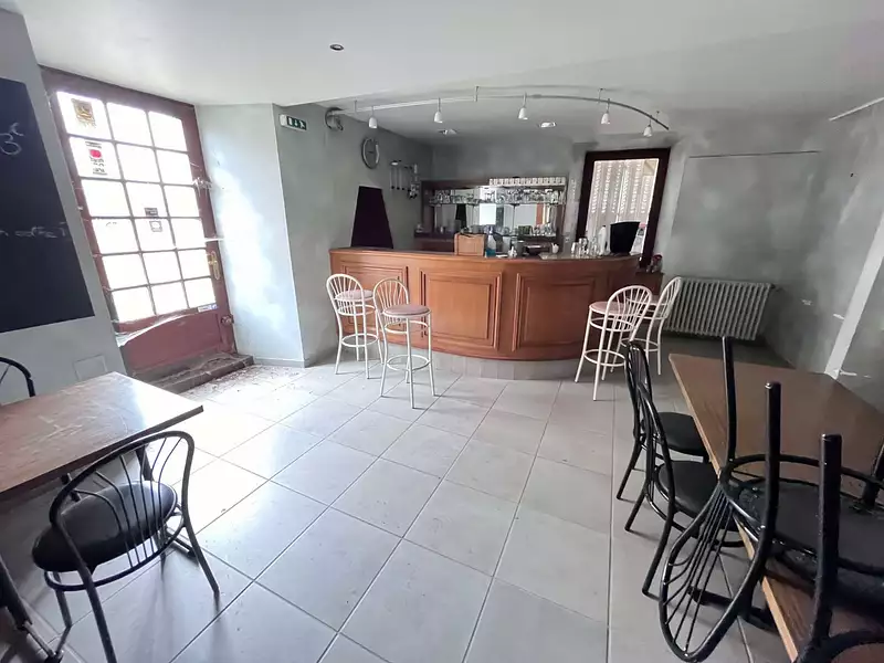 Maison, 562,76 m²