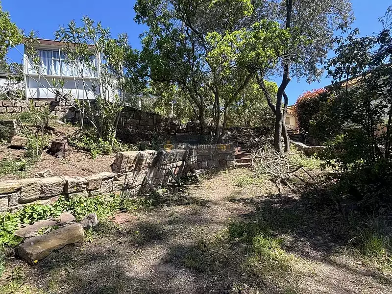 Terrain, 205 m²