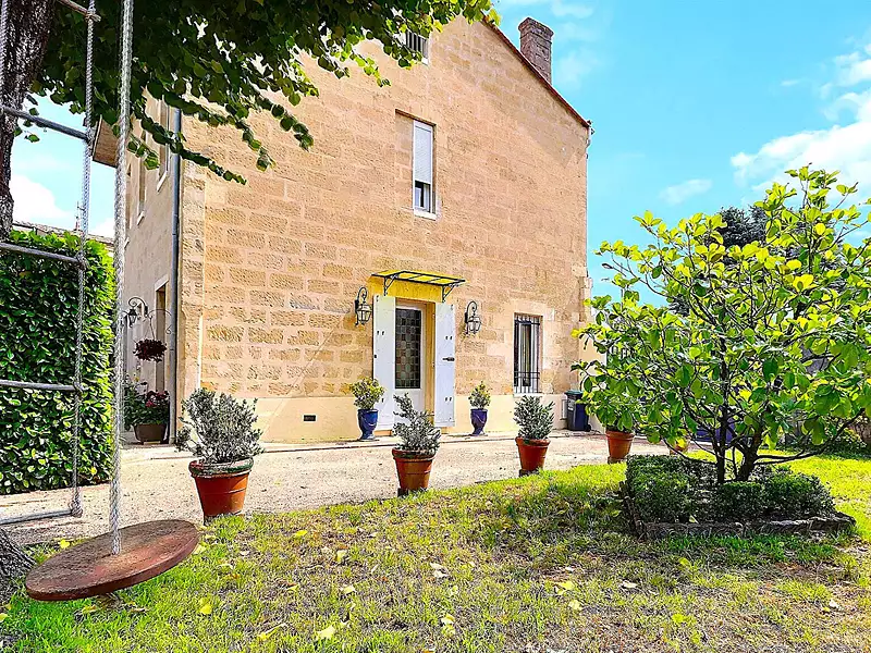 Maison, 250 m²