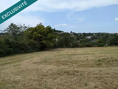 Terrain, 2 027 m²
