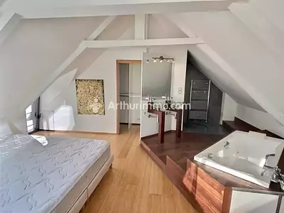 Maison, 240 m²