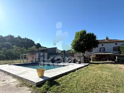 Maison, 170 m²