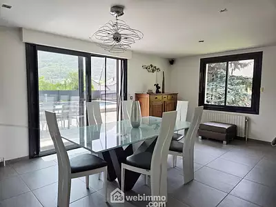 Maison, 224 m²