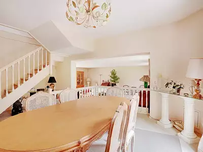 Maison, 202 m²