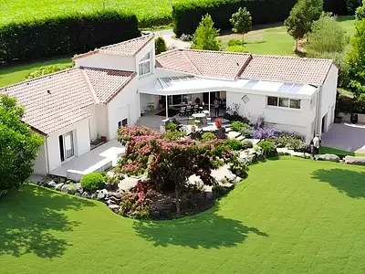 Maison, 318,67 m²