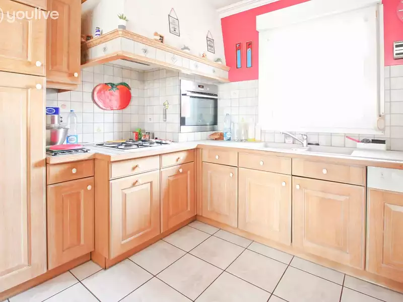 Maison, 227 m²