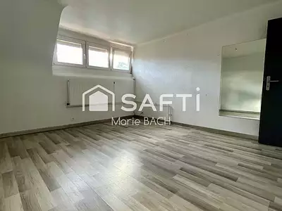 Immeuble, 180 m²