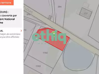 Terrain, 1 400 m²