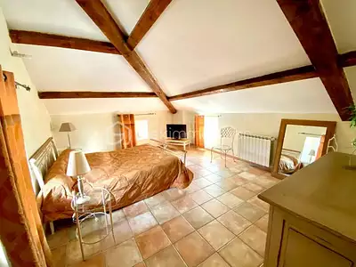 Maison, 285 m²