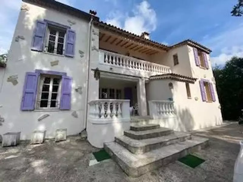 Maison, 200 m²