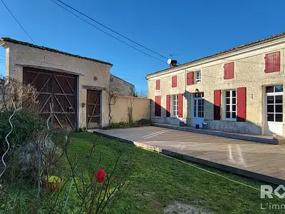 Maison, 271 m²
